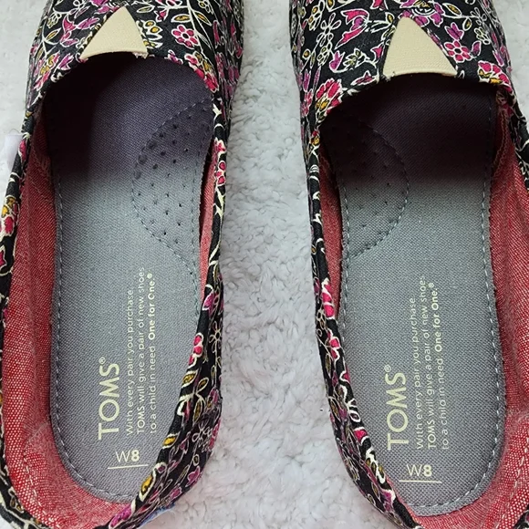 Toms canvas slip-on shoes floral soft comfortable size 8 nwt - Picture 3 of 14